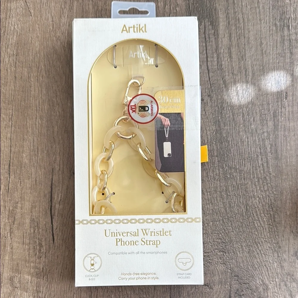 Zalo Gold Vintage-Inspired Phone Cover